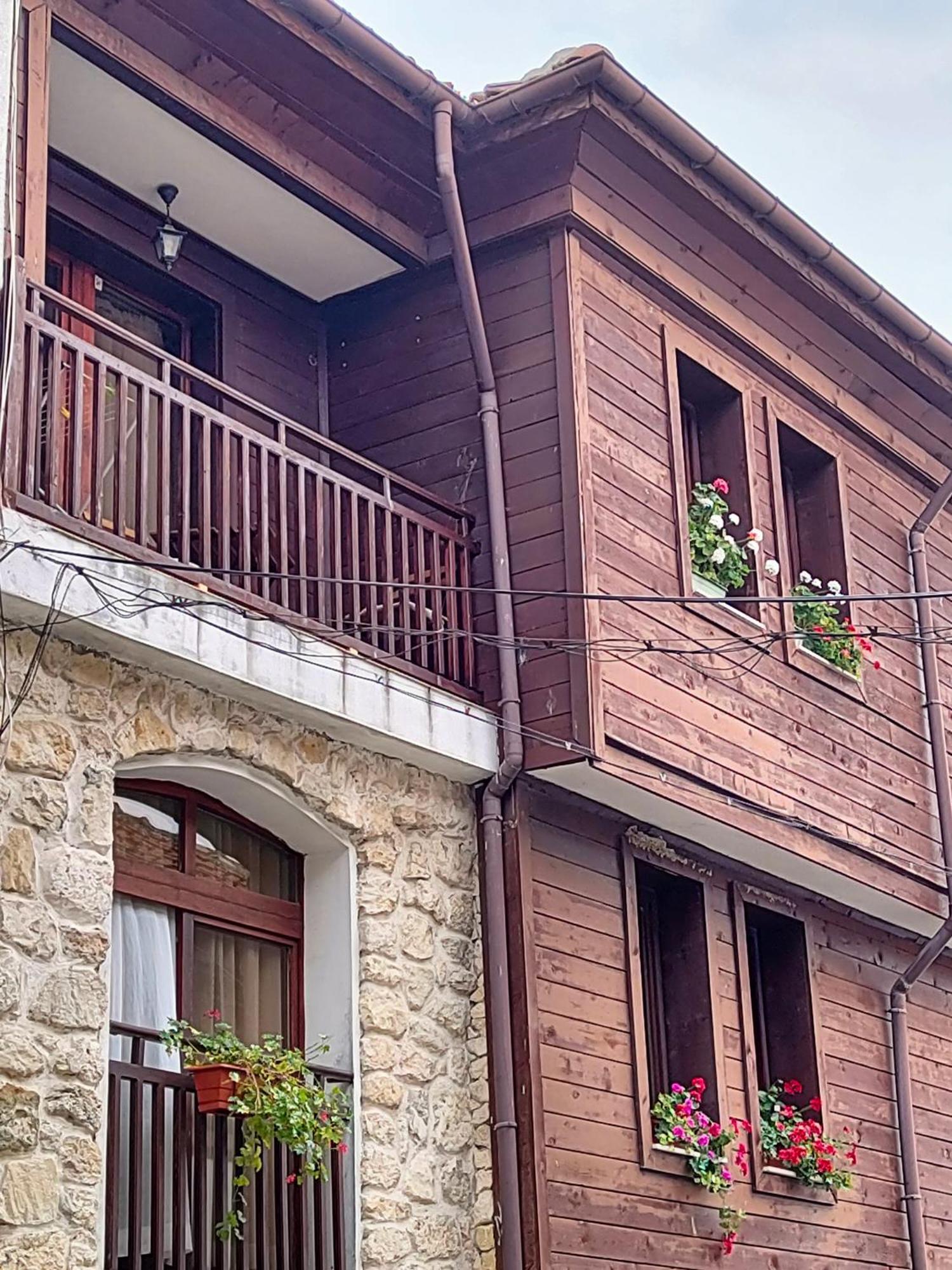 Guest Rooms Melsambria Nesebar Exterior foto